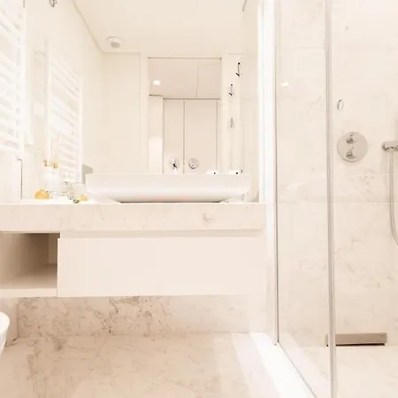 Infinity Tower Private Luxury Лиссабон