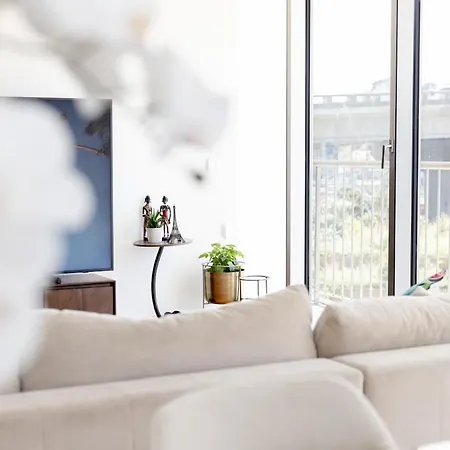 Infinity Tower Private Luxury Апартаменты *