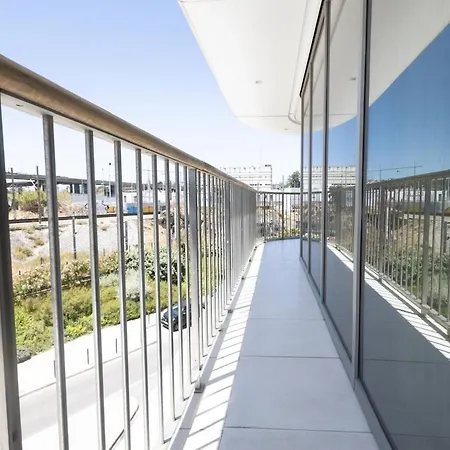 Infinity Tower Private Luxury *